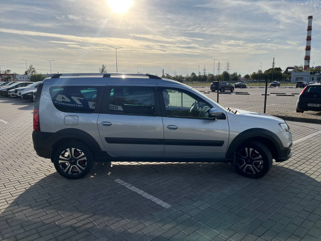 Фото lada (ВАЗ) largus 4