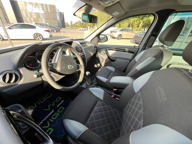 Фото lada (ВАЗ) largus 9