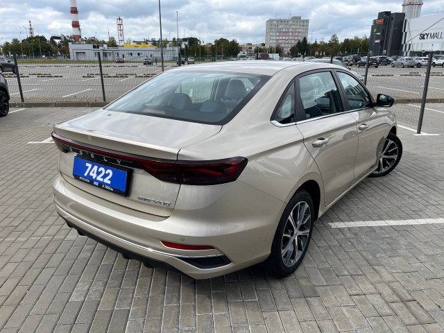 Фото geely emgrand 5