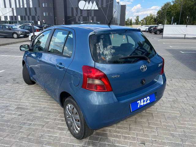 Фото toyota yaris 7