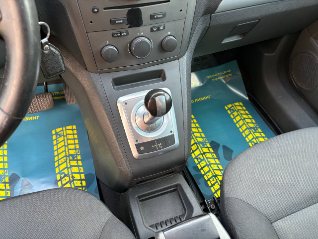 Фото opel zafira 13