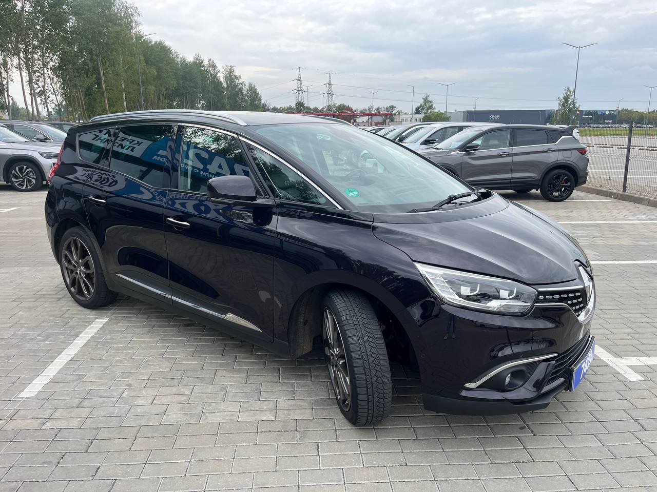 Авто с пробегом renault scenic 2017 — фото 3