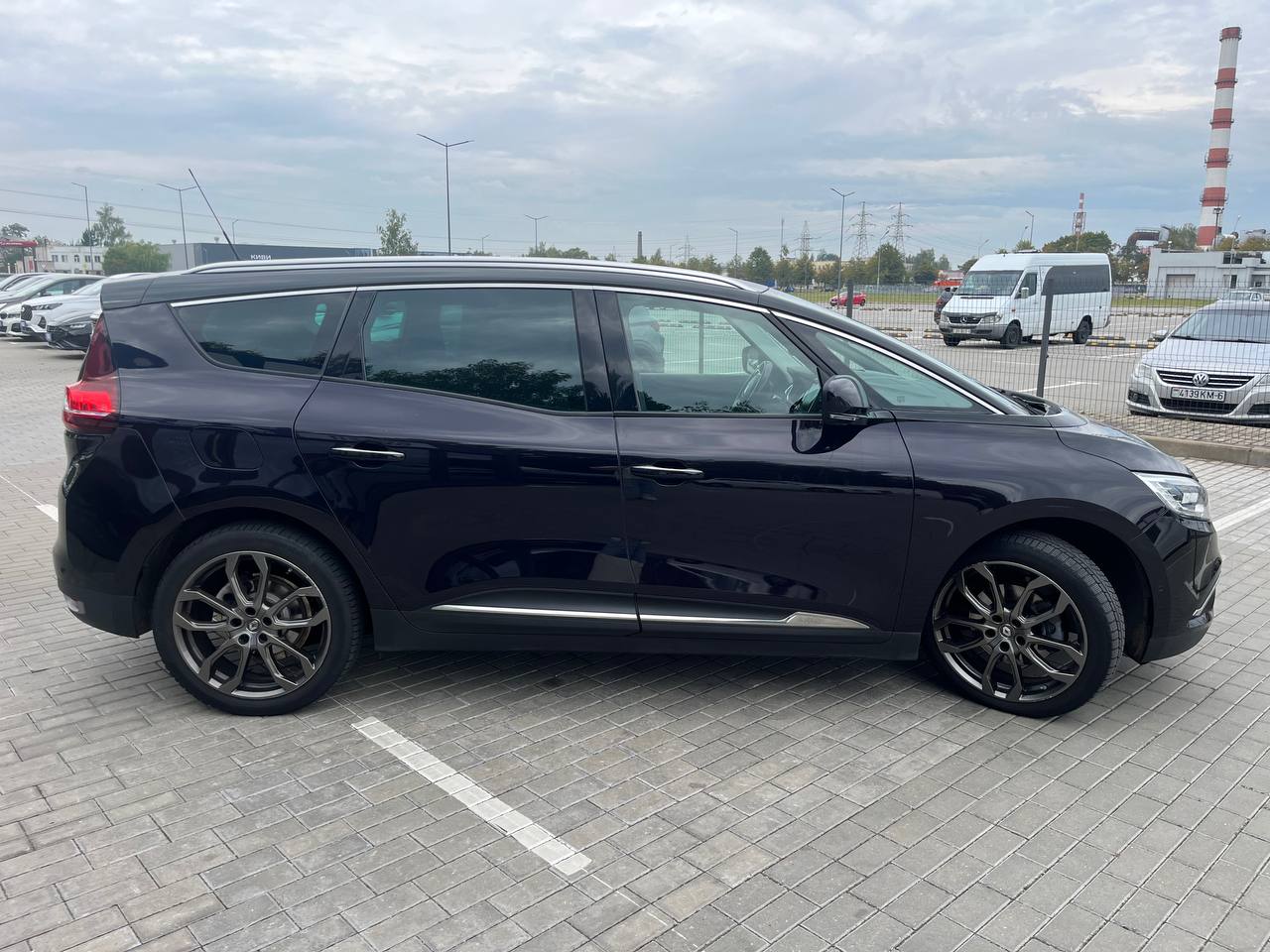 Авто с пробегом renault scenic 2017 — фото 4