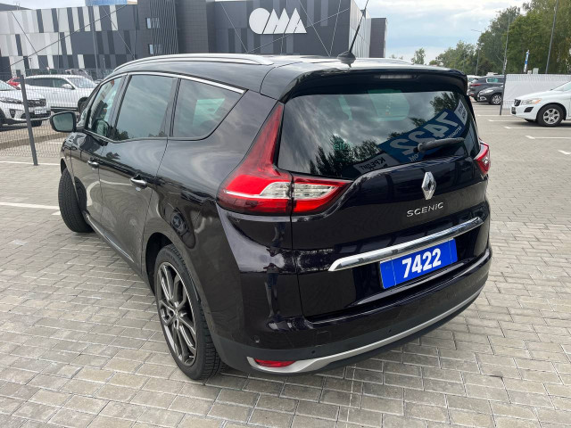 Фото renault scenic 7