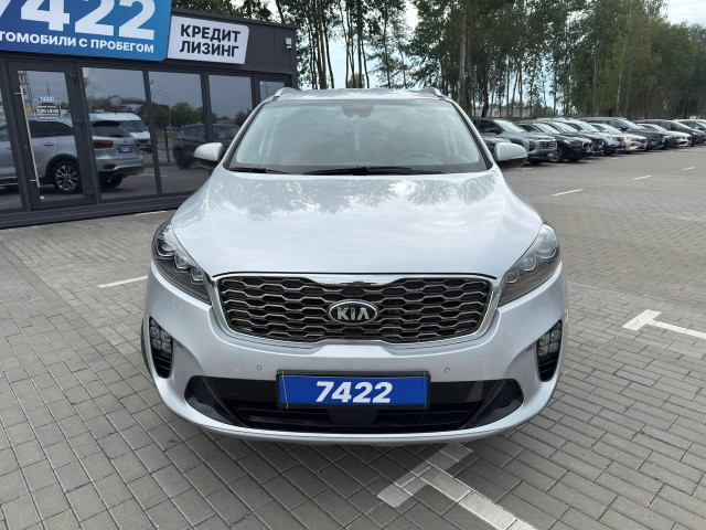 Фото kia sorento 3