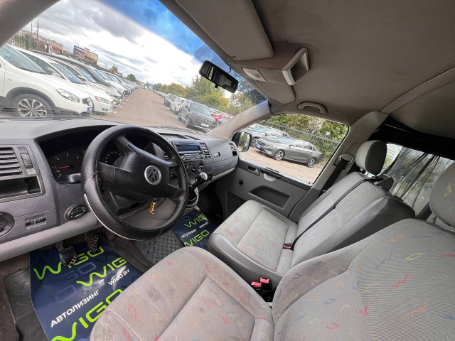 Фото Volkswagen Transporter 9