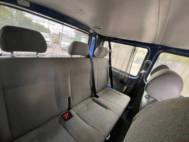 Фото Volkswagen Transporter 13