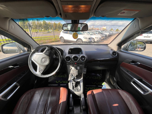 Фото Opel Antara 10