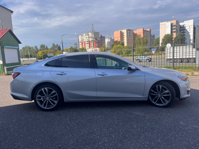 Фото chevrolet malibu 4