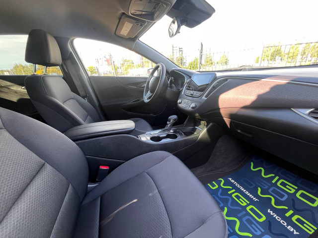 Фото chevrolet malibu 13