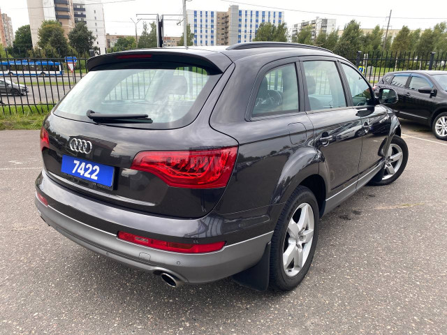 Фото Audi Q7 3