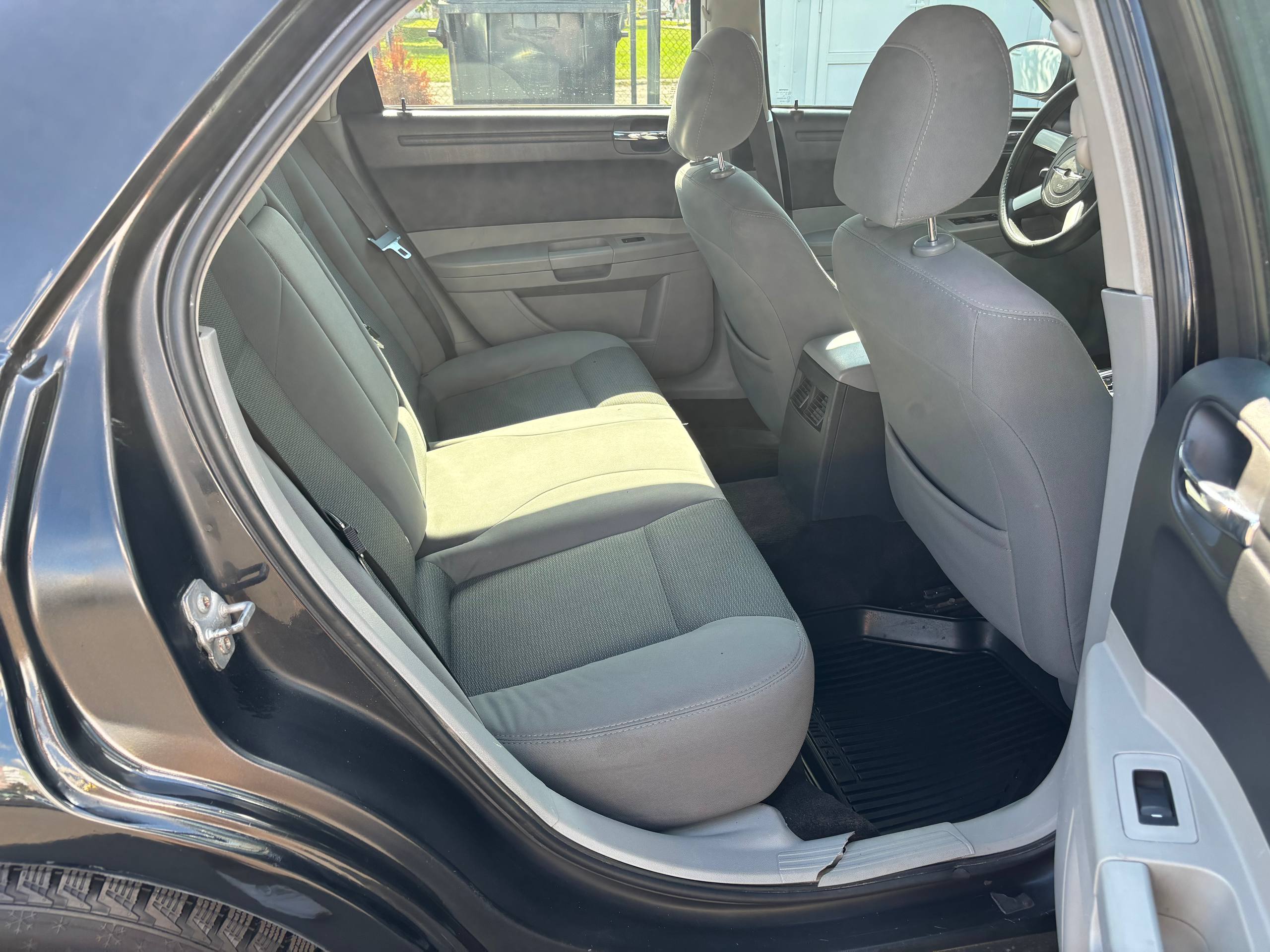  300C