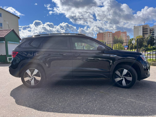 Фото volkswagen Taos 4