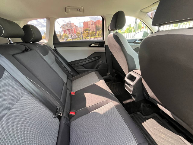 Фото volkswagen Taos 12