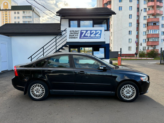 Фото Volvo S40 4
