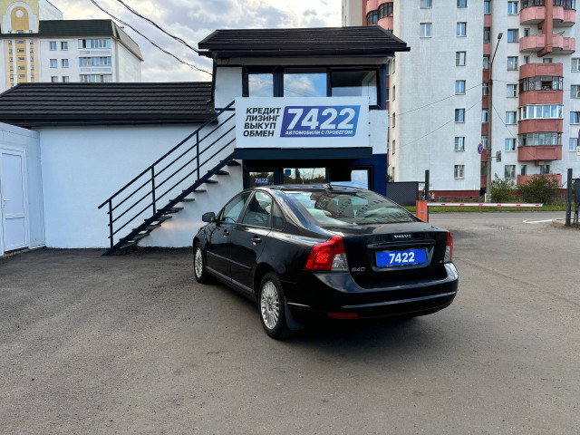 Фото Volvo S40 7