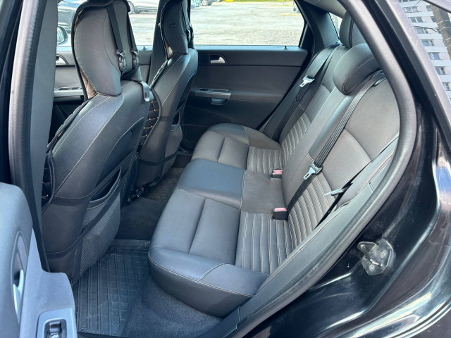 Фото Volvo S40 16