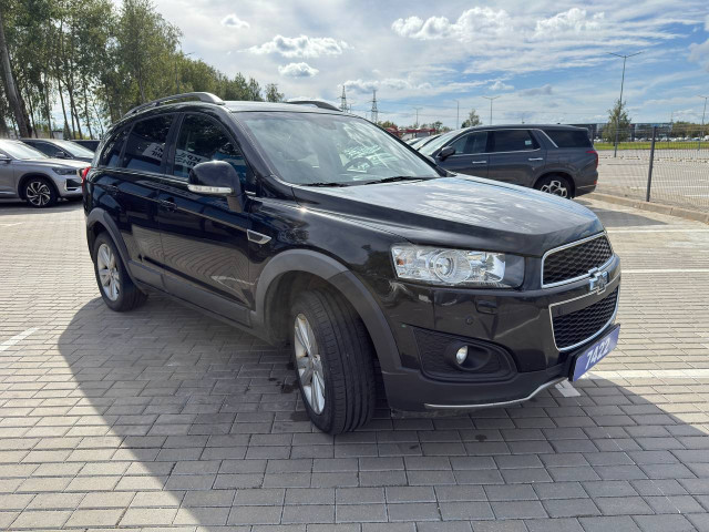 Фото chevrolet captiva 3