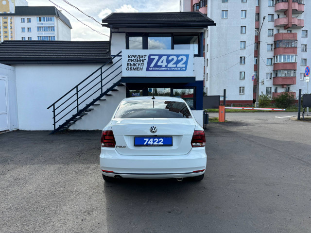 Фото Volkswagen Polo Sedan 6