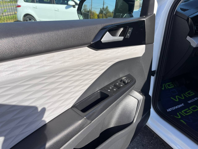 Фото volkswagen Taos 9