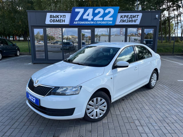 Фото skoda rapid 1