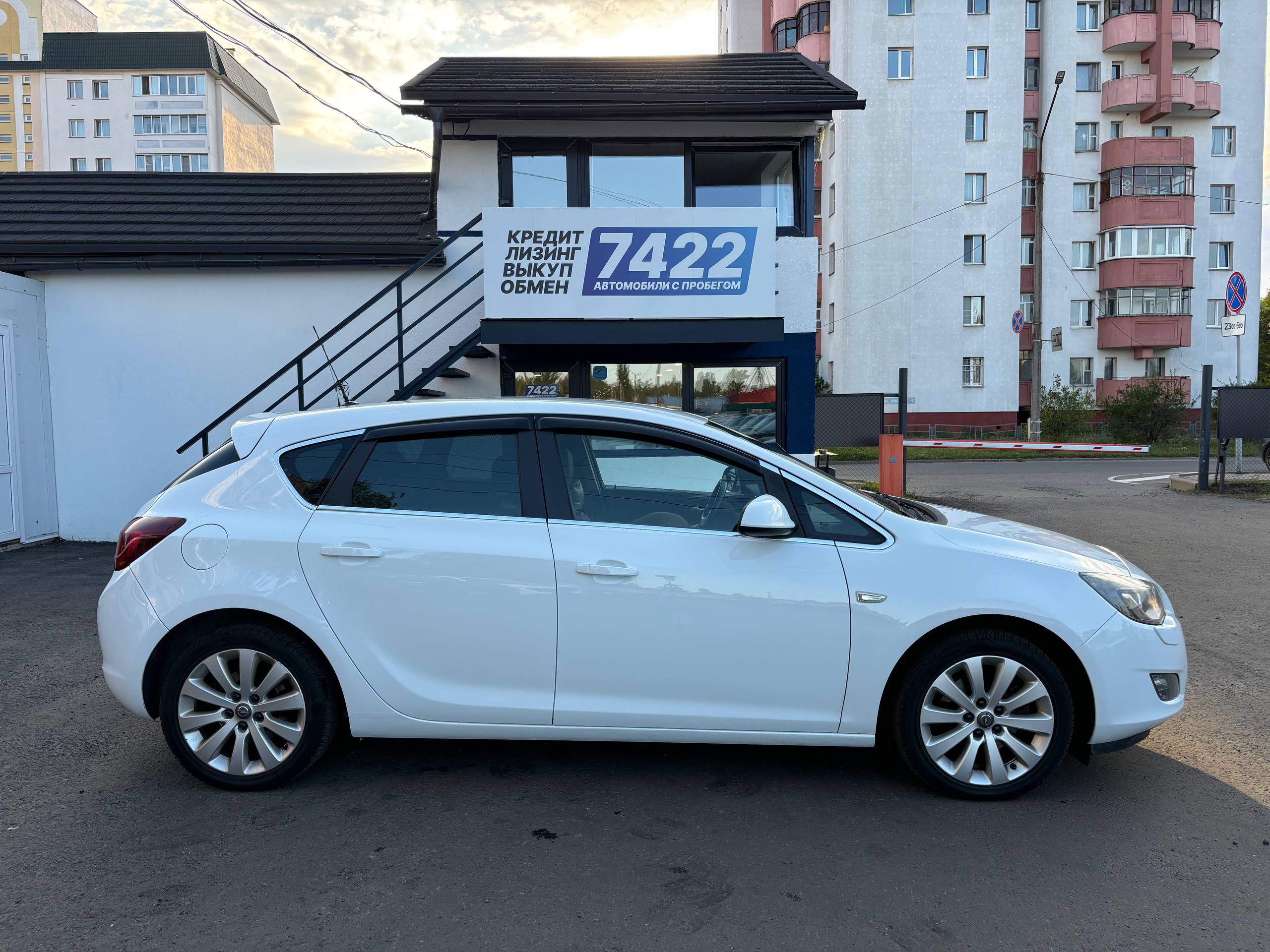 Авто с пробегом opel astra 2011 — фото 4
