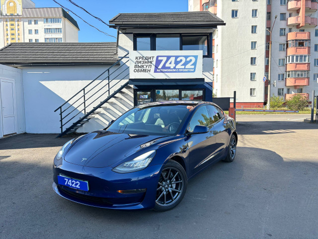 Фото Tesla Model 3 1