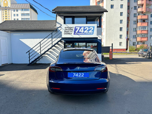 Фото Tesla Model 3 6