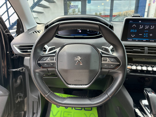 Фото Peugeot 3008 10