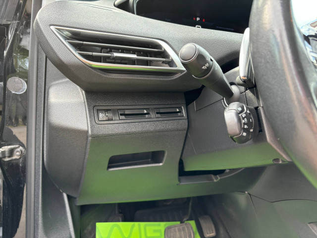 Фото Peugeot 3008 14