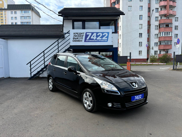 Фото Peugeot 5008 3