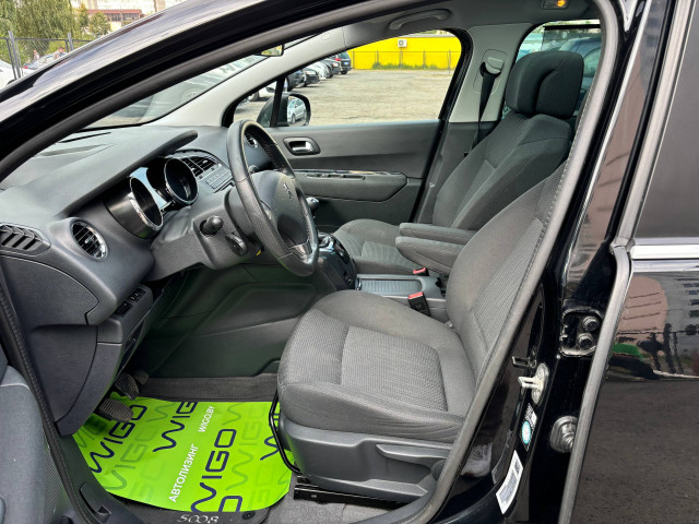 Фото Peugeot 5008 9