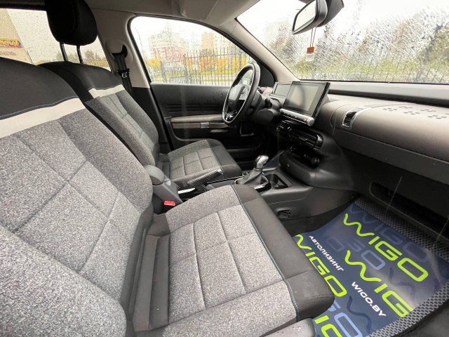 Фото Citroen C4 Cactus 18