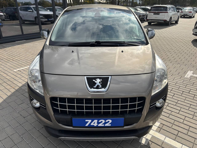 Фото Peugeot 3008 2