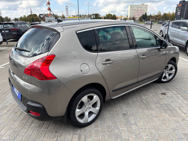 Фото Peugeot 3008 5