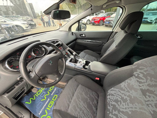 Фото Peugeot 3008 15