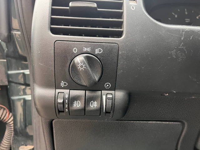 Фото Opel Zafira 10