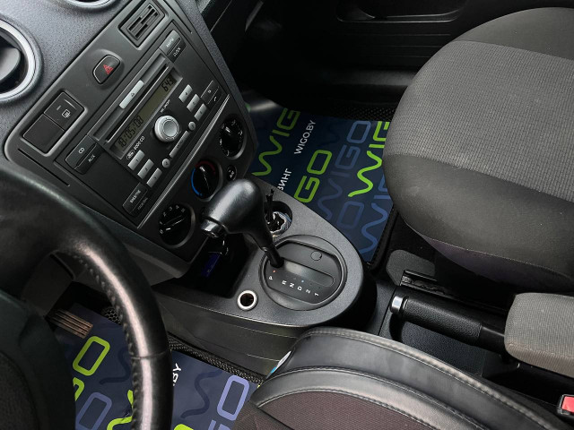 Фото Ford Fusion 15