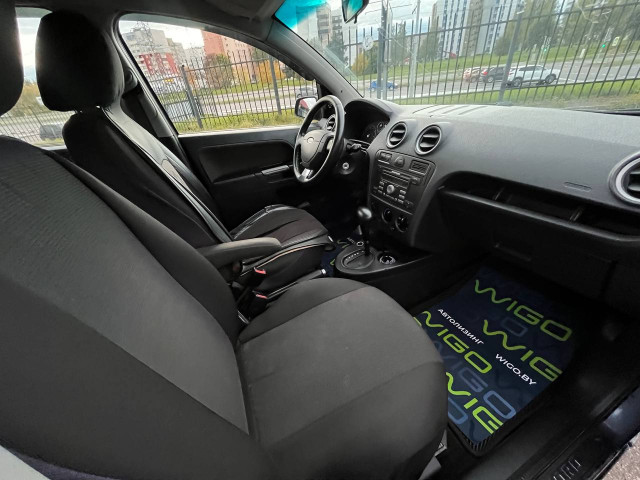 Фото Ford Fusion 19