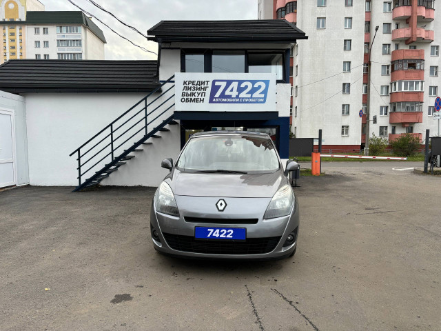 Фото Renault Grand Scenic 3