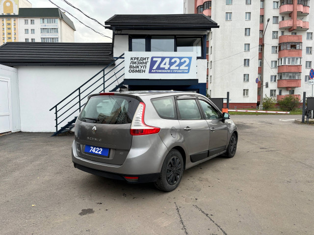 Фото Renault Grand Scenic 5