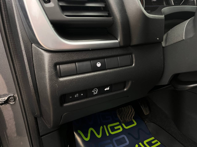 Фото Nissan Rogue 11