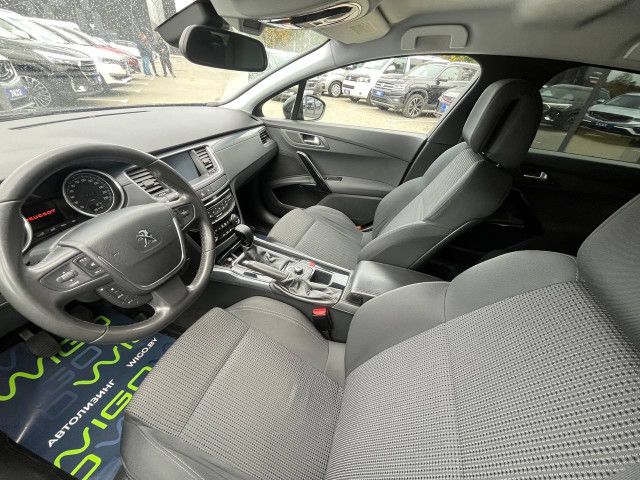 Фото Peugeot 508 16