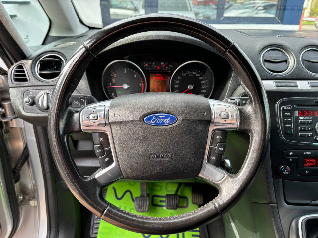 Фото Ford Galaxy 10