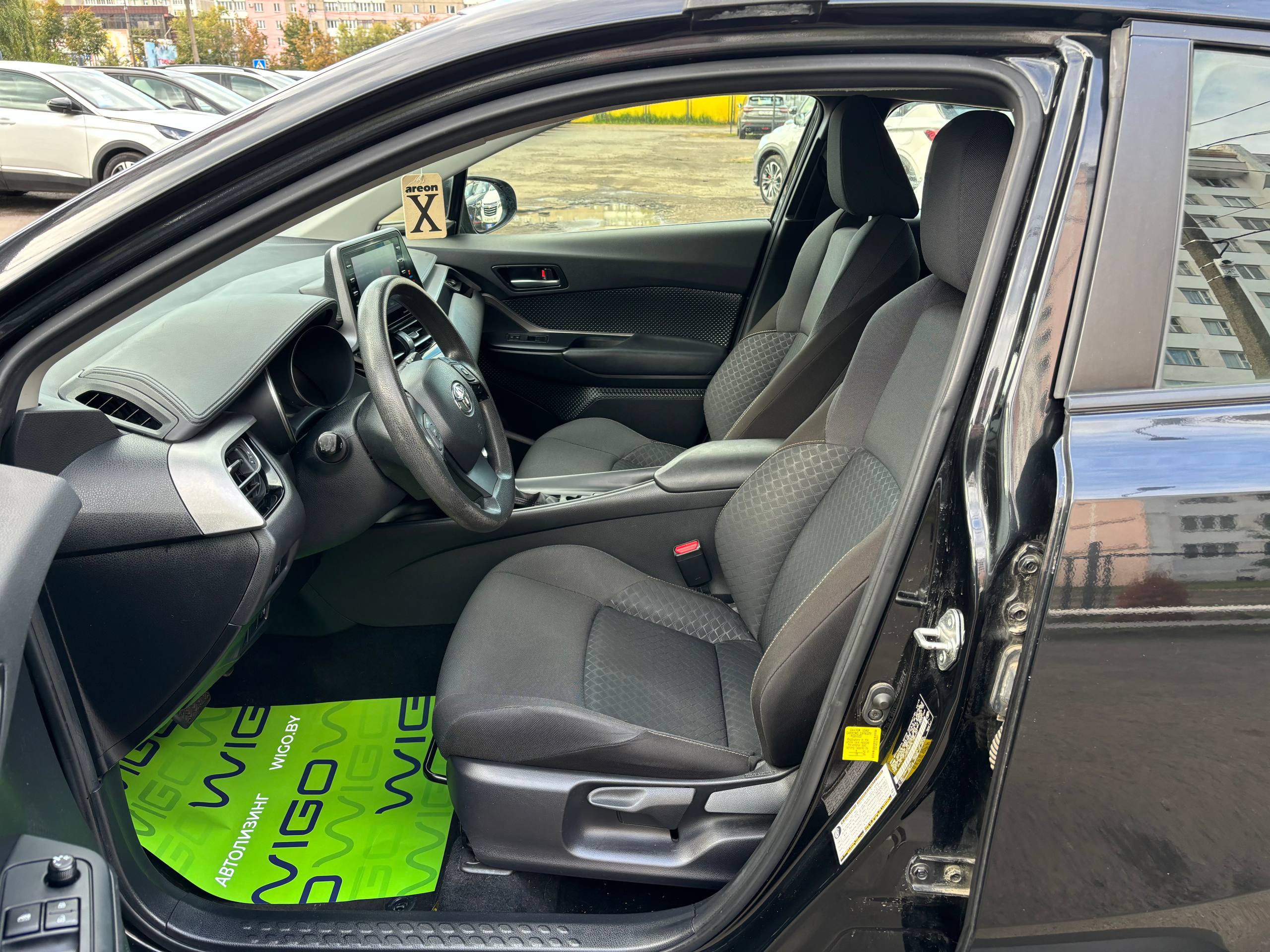  C-Hr