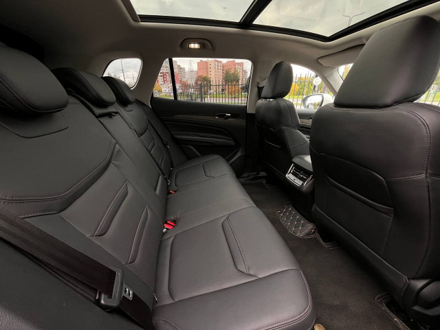 Фото Ford Equator Sport 17
