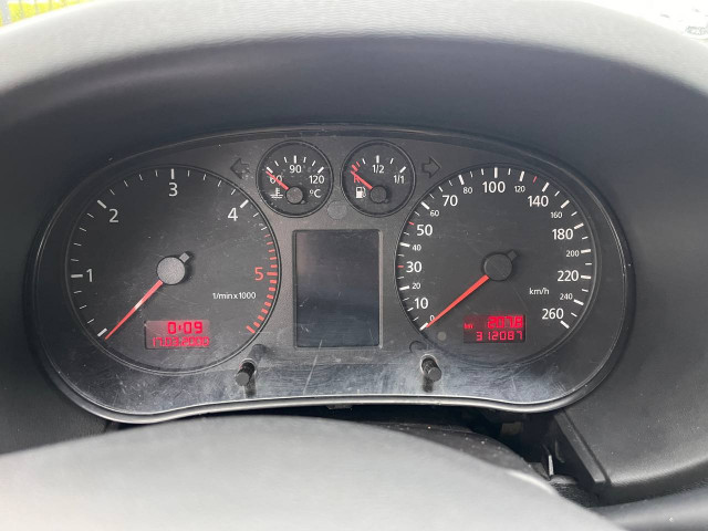 Фото Audi A3 10