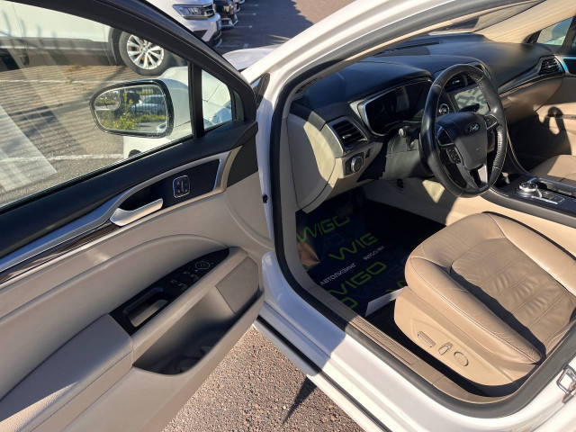 Фото Ford Fusion Usa 10