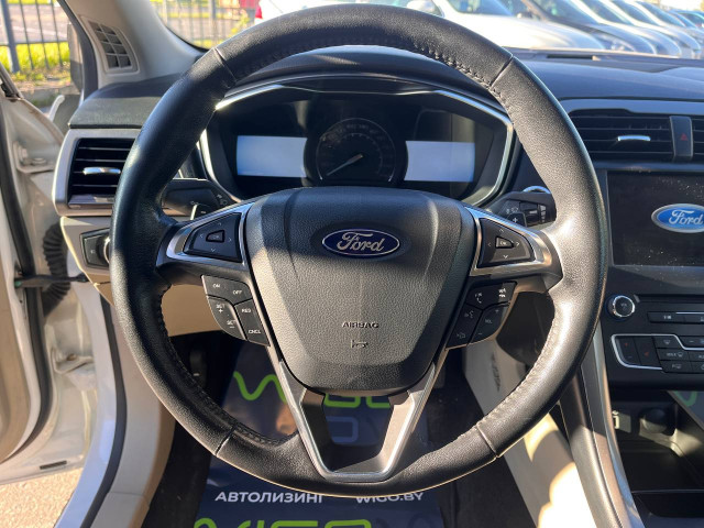 Фото Ford Fusion Usa 12