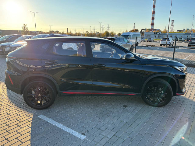 Фото Changan X5 Plus 4